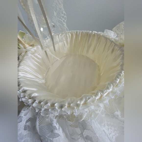 Set of 2 Flower Girl Baskets - Picture 10 of 16